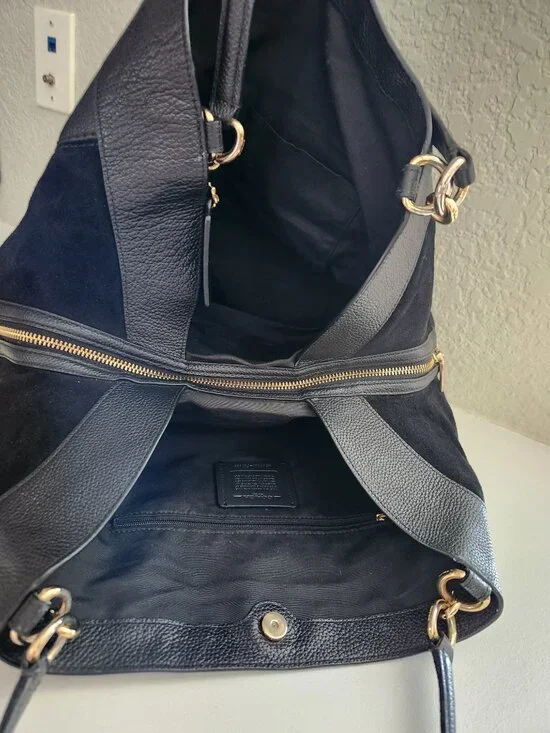 Euc Coach Lexy Black Suede & Leather Shoulder Bag - Picture 16 of 17